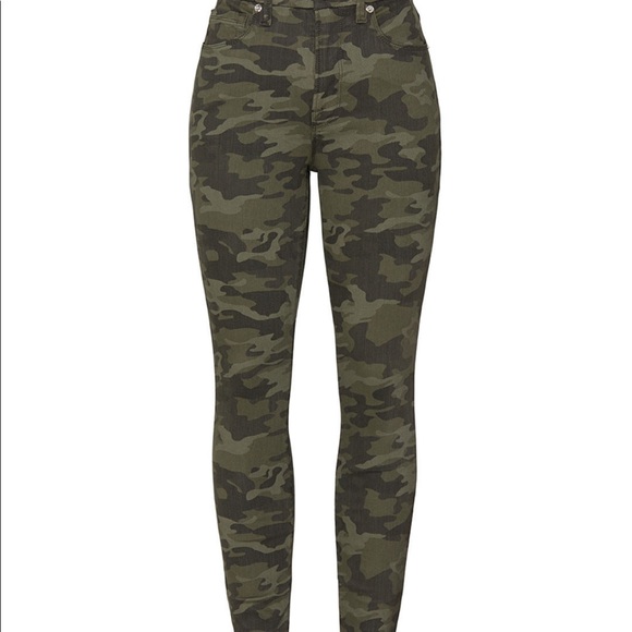 Good American Good Waist Skinny Jeans - Picture 3 of 8